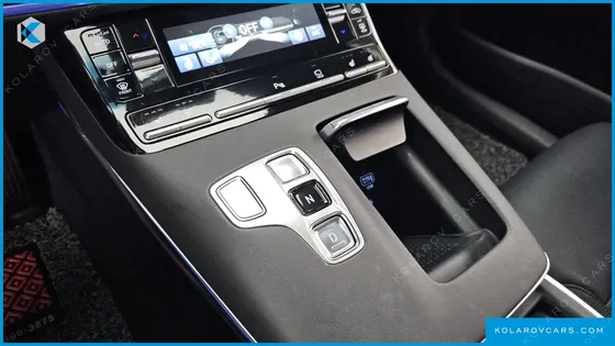 HYUNDAI GRANDEUR LE BLANC