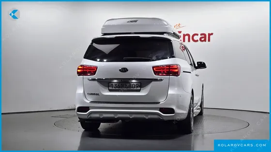 KIA CARNIVAL 9-SEATER PRSTIGE