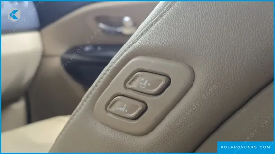 KIA CARNIVAL 9-SEATER PRSTIGE