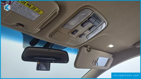 KIA CARNIVAL 9-SEATER PRSTIGE