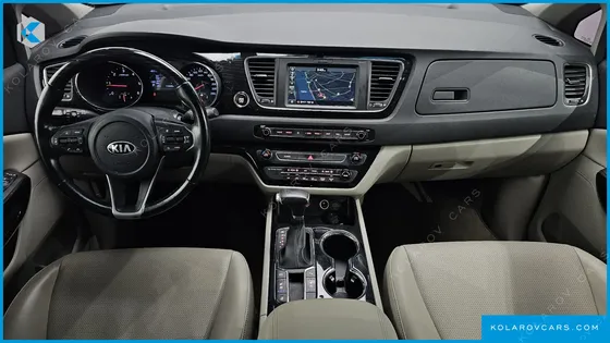 KIA CARNIVAL 9-SEATER PRSTIGE
