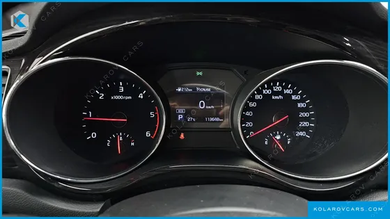 KIA CARNIVAL 9-SEATER PRSTIGE