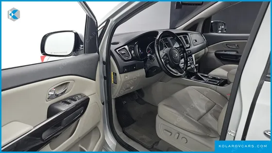 KIA CARNIVAL 9-SEATER PRSTIGE