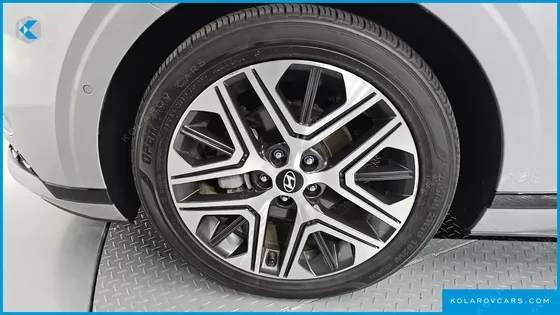 HYUNDAI GRANDEUR EXCLUSIVE