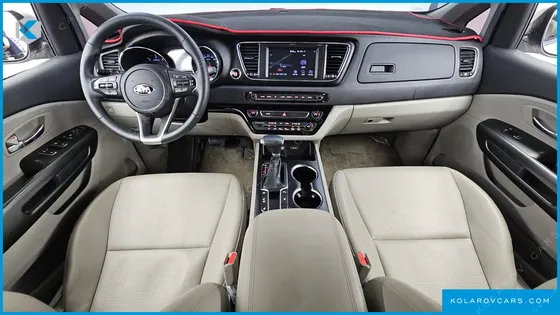 KIA CARNIVAL 9-SEATER LUXURY