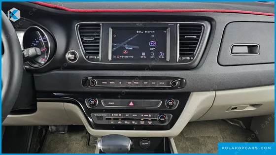 KIA CARNIVAL 9-SEATER LUXURY