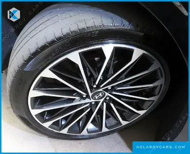 HYUNDAI GRANDEUR CALLIGRAPHY