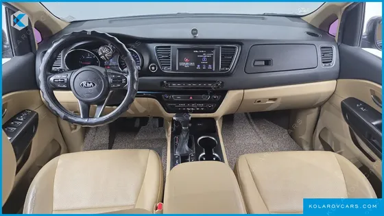 KIA CARNIVAL 9-SEATER LUXURY