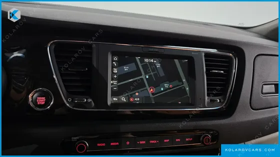 KIA CARNIVAL GASOLINE 9-SEATER NOBLESSE