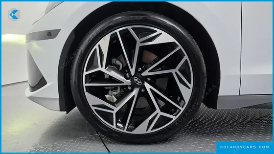 HYUNDAI IONIQ 6 LONG RANGE