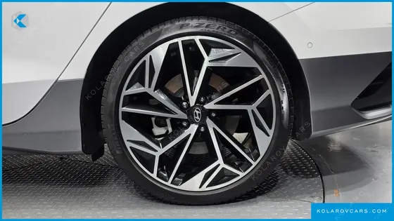 HYUNDAI IONIQ 6 LONG RANGE