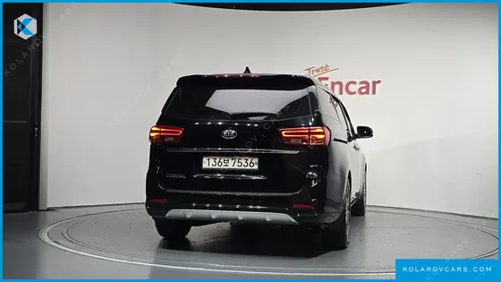 KIA CARNIVAL 9-SEATER LUXURY
