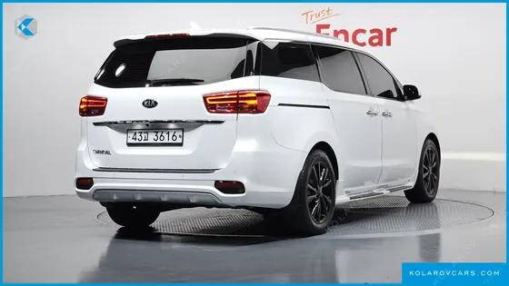 KIA CARNIVAL 9-SEATER PRSTIGE