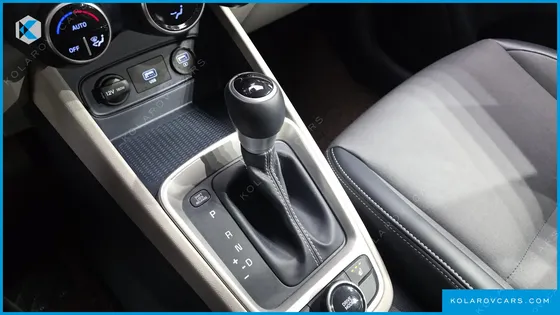 HYUNDAI VENUE 1.6 MODERN