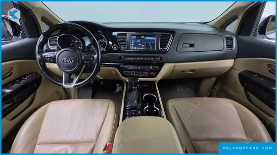 KIA CARNIVAL 9-SEATER PRSTIGE
