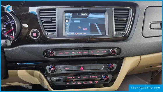 KIA CARNIVAL 9-SEATER PRSTIGE