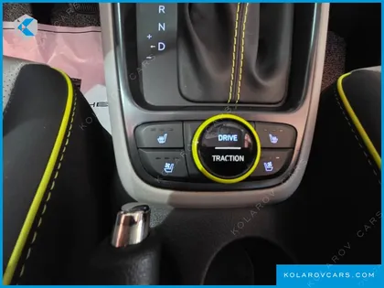 HYUNDAI VENUE 1.6 FLUX