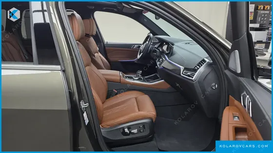 BMW X5 M50I