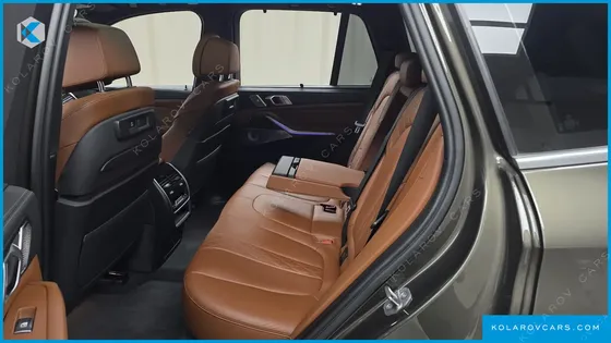 BMW X5 M50I