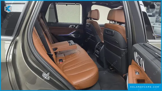 BMW X5 M50I
