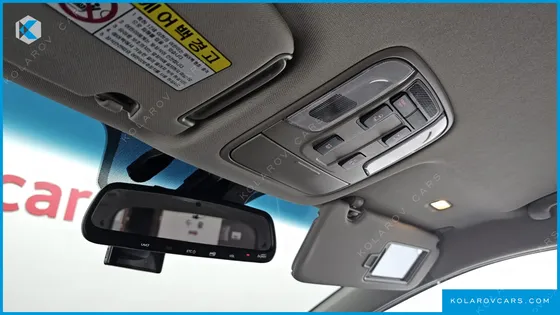 KIA CARNIVAL 9-SEATER PRSTIGE
