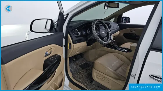 KIA CARNIVAL 9-SEATER PRSTIGE