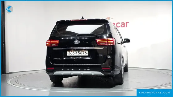 KIA CARNIVAL GASOLINE 9-SEATER NOBLESSE SPECIAL