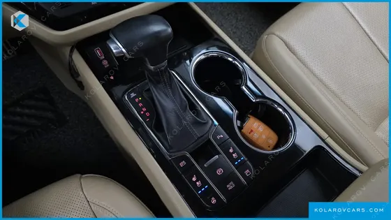 KIA CARNIVAL GASOLINE 9-SEATER NOBLESSE SPECIAL