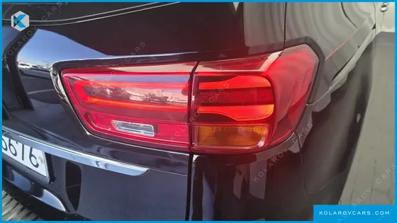 KIA CARNIVAL GASOLINE 9-SEATER NOBLESSE SPECIAL