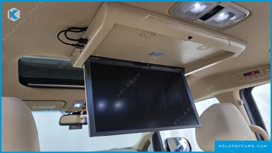 KIA CARNIVAL GASOLINE 9-SEATER NOBLESSE SPECIAL