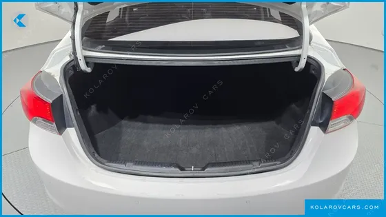 HYUNDAI ELANTRA (AVANTE) M16 GDI SMART