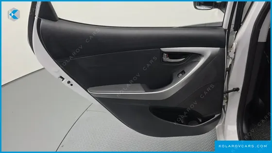 HYUNDAI ELANTRA (AVANTE) M16 GDI SMART