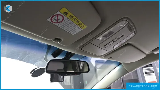 KIA CARNIVAL 11-SEATER DELUXE