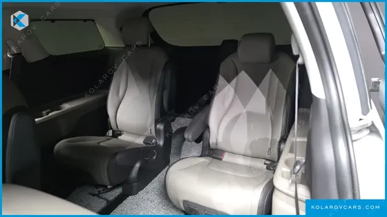 KIA CARNIVAL HEV 9SEATER NOBLESS