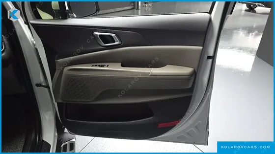 KIA CARNIVAL HEV 9SEATER NOBLESS