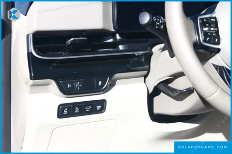 KIA CARNIVAL DIESEL 9-SEATER HI LIMOUSINE