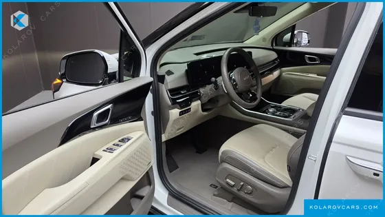 KIA CARNIVAL HEV 9-SEATER HI-LIMOUSINE