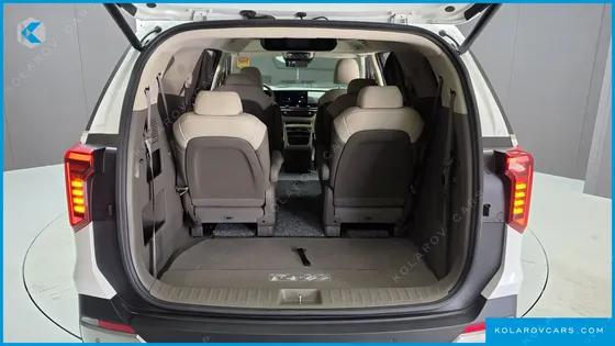 KIA CARNIVAL HEV 9-SEATER HI-LIMOUSINE