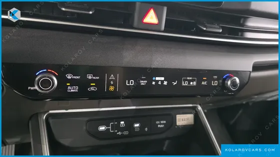 KIA CARNIVAL HEV 9 SEATER PRESTIGE
