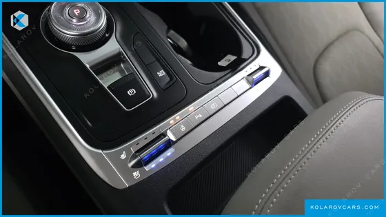 KIA CARNIVAL HEV 9 SEATER PRESTIGE