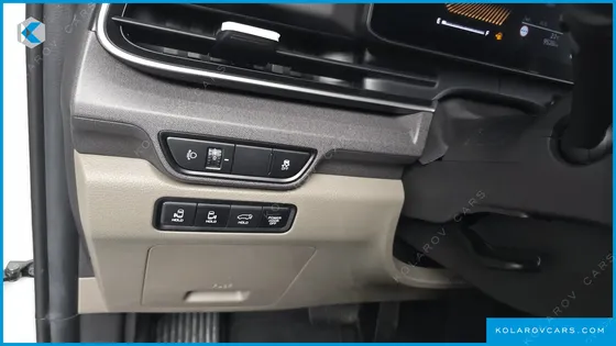 KIA CARNIVAL HEV 9 SEATER PRESTIGE