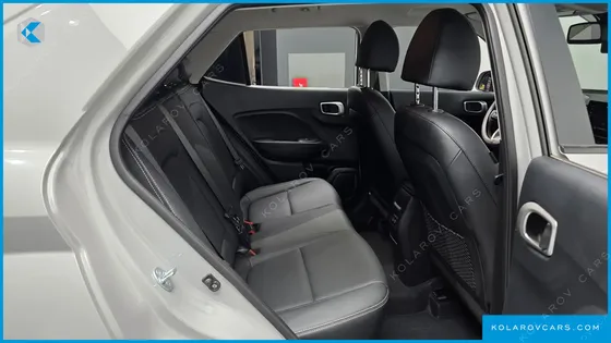HYUNDAI VENUE 1,6 PREMIUM