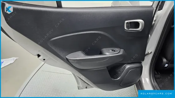 HYUNDAI VENUE 1,6 PREMIUM