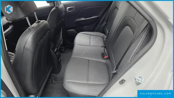 HYUNDAI VENUE 1,6 PREMIUM