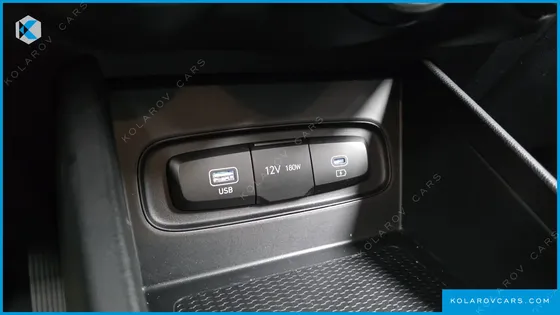 HYUNDAI VENUE 1,6 PREMIUM