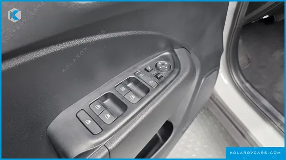 HYUNDAI VENUE 1,6 PREMIUM