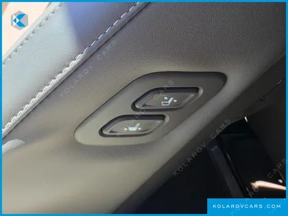 KIA CARNIVAL DIESEL 9-SEATER HI LIMOUSINE