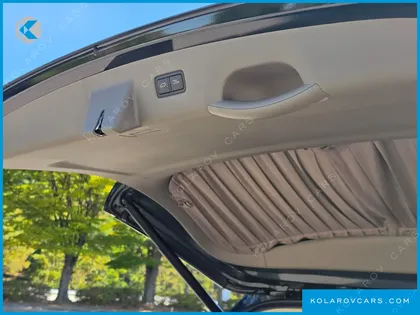 KIA CARNIVAL DIESEL 9-SEATER HI LIMOUSINE