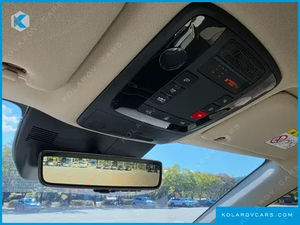 KIA CARNIVAL DIESEL 9-SEATER HI LIMOUSINE