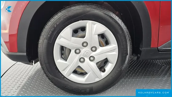 HYUNDAI VENUE 1.6 SMART